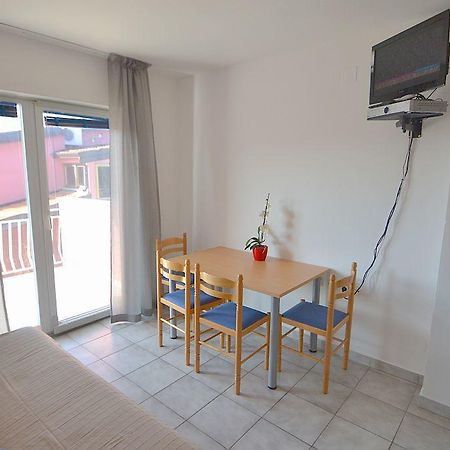 Novigrad Istria Apartments Tenerifa מראה חיצוני תמונה